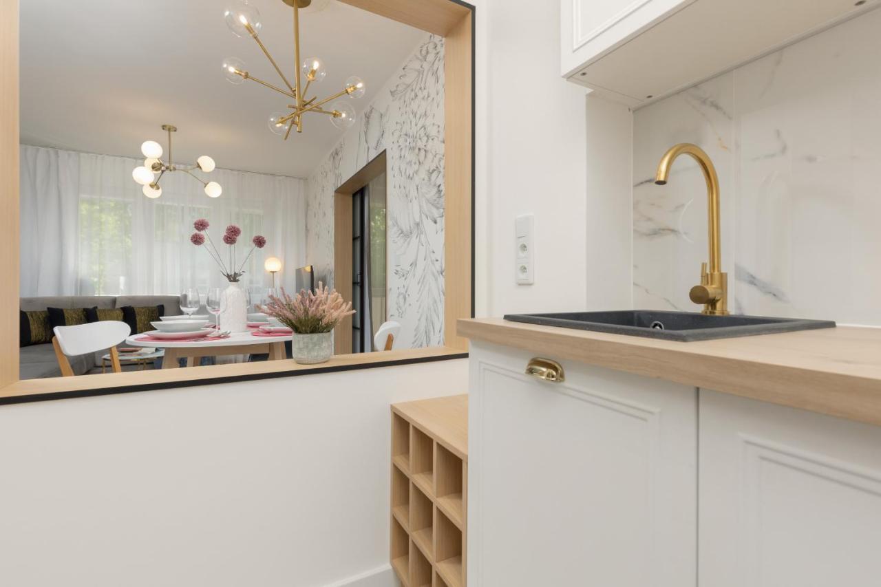 Leilighet Pulawska Elegant Mokotow By Renters *